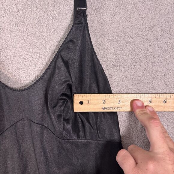 Vintage Sears XXS The Doesn’t Slip Black Camisole Midi Negligee Goth Romantic - Picture 11 of 16